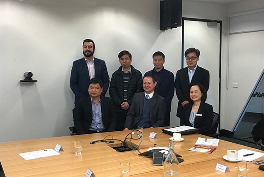 Đoàn công tác của PTIT thăm và làm việc với các trường đại học của Úc