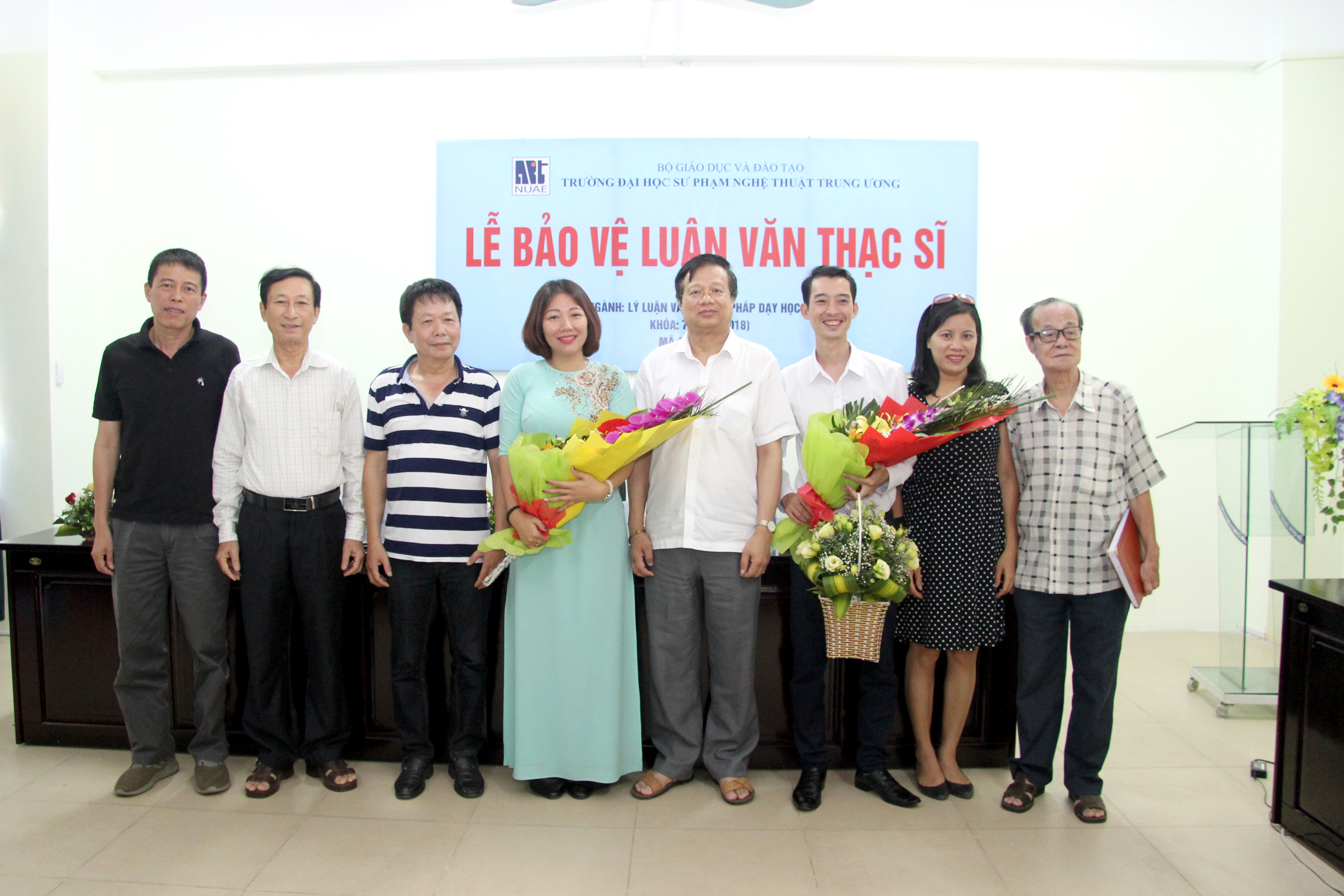 Lễ bảo vệ luận văn của hai học viên Hoàng Thị Kim Dinh và Nguyễn Đức Thành, k7 - Chuyên ngành Lý luận và Phương pháp dạy học Âm nhạc
