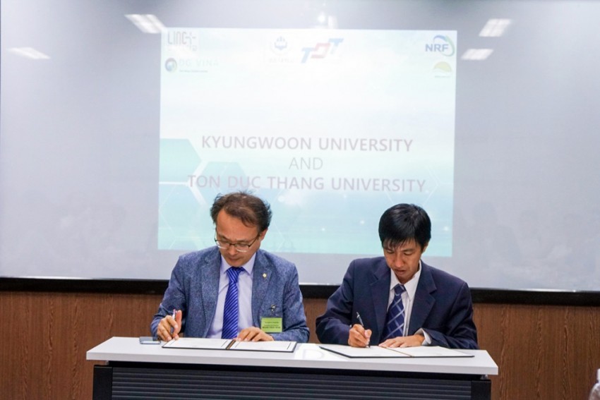 ky-hop-tac-Kyung-Woon-2.jpg