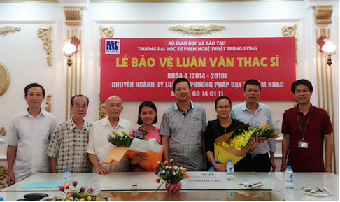 Lễ bảo vệ luận văn Thạc sĩ của hai học viên Võ Ngọc Quyên và Lò Thị Ánh Nguyệt