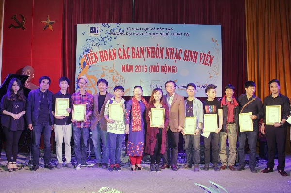 Liên hoan các ban/nhóm nhạc sinh viên Trường ĐHSP Nghệ thuật TW năm 2016 (mở rộng)