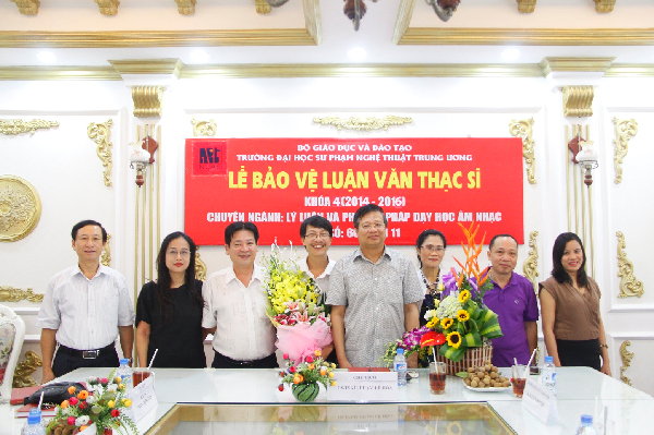 Lễ bảo vệ luận văn Thạc sĩ của hai học viên Phạm Quang Dụ và Phạm Thị Phượng