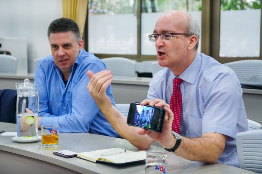 GS. Perry Hobson hợp tác với Đại học Tôn Đức Thắng phát triển du lịch Tỉnh Bình Định