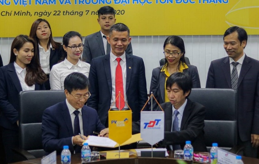 PVcomBank ký Thỏa thuận hợp tác toàn diện với Đại học Tôn Đức Thắng