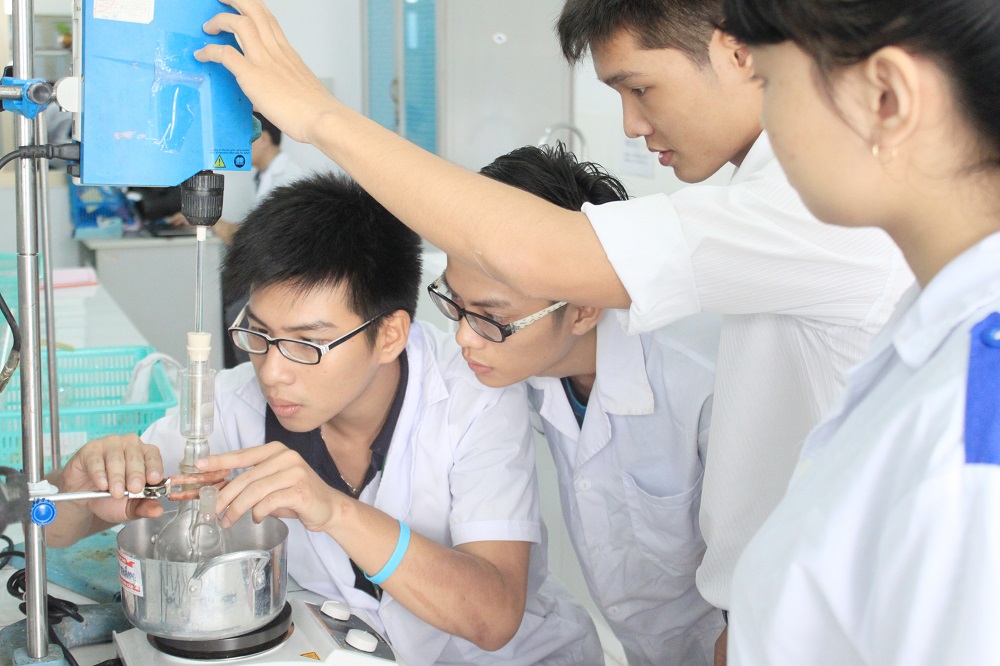 Các trường đại học VN qua công bố quốc tế: Nhìn từ dữ liệu Scopus