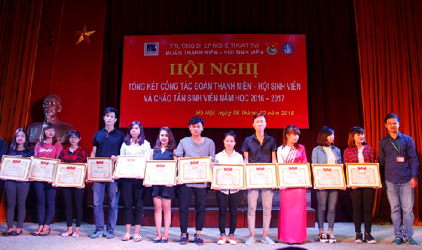 Hội nghị Tổng kết công tác Đoàn Thanh niên - Hội Sinh viên và Chào tân sinh viên năm học 2016-2017