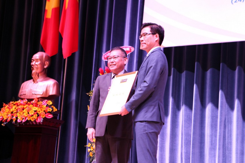 Đại học Tôn Đức Thắng được xếp hạng 4 sao của tổ chức QS Stars