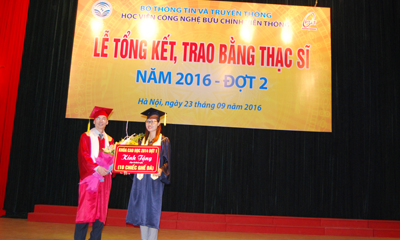Học viện tổ chức Lễ trao bằng cho 156 tân Thạc sỹ khóa 2014 đợt 1