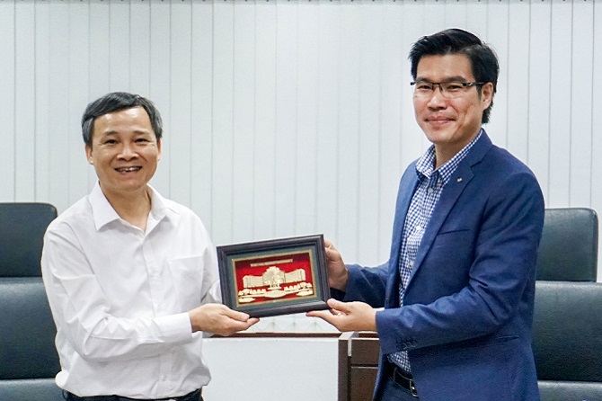 Tiếp Trường y-dược, Đại học Thái Nguyên