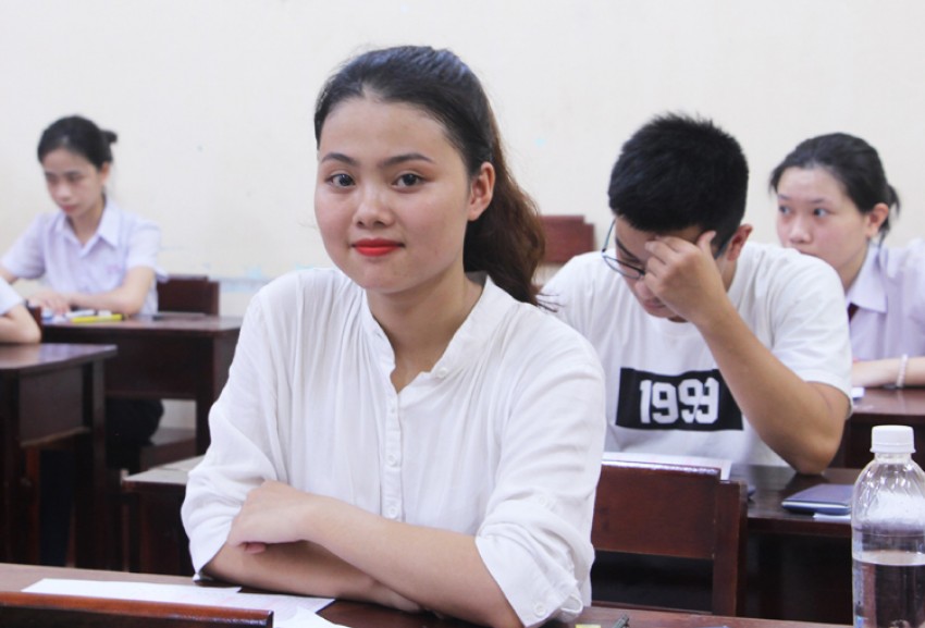 Thí sinh Thừa Thiên Huế dự thi THPT quốc gia năm 2019. Ảnh: Võ Thạnh.