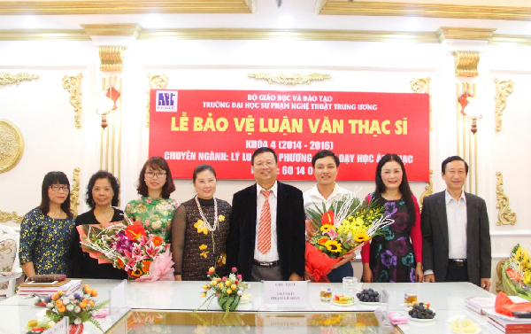 Lễ bảo vệ luận văn Thạc sĩ của hai học viên Lê Ngọc Tuyền và Nguyễn Thị Hòa