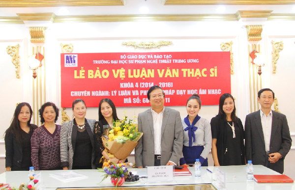 Lễ bảo vệ luận văn Thạc sĩ của hai học viên Nguyễn Thanh Duyên và Phạm Thị Thu Hương