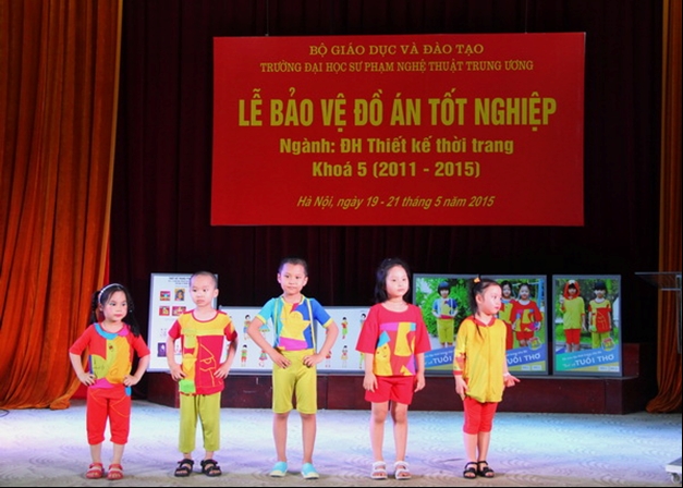 Lễ bảo vệ đồ án tốt nghiệp của sinh viên khóa V ngành Thiết kế thời trang  (2011- 2015) Trường Đại học Sư phạm Nghệ thuật Trung ương