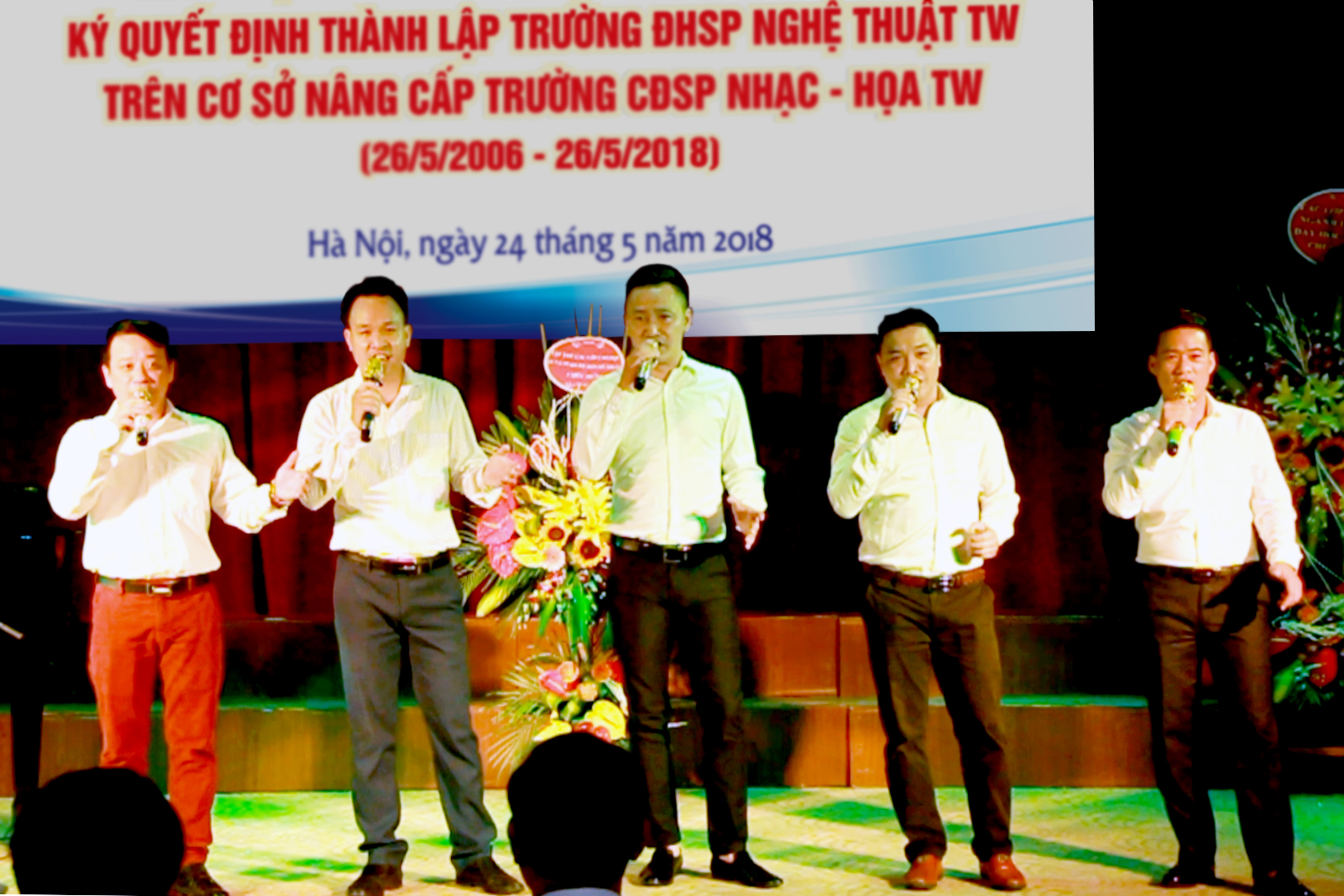 Lễ kỷ niệm 48 năm sự nghiệp đào tạo giáo viên nghệ thuật và 12 năm ngày Thủ tướng Chính phủ ký Quyết định thành lập Trường Đại học Sư phạm Nghệ thuật Trung ương