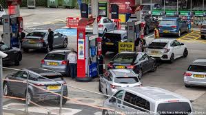 Biện pháp nào giúp nước Anh giải quyết tình trạng thiếu hụt nhiên liệu?