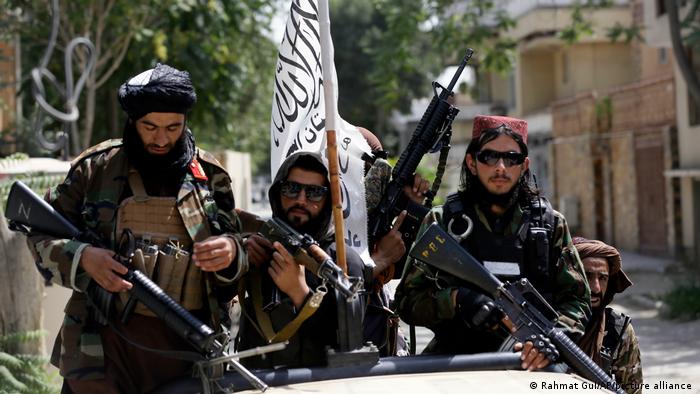 Taliban treo thi thể ở nơi công cộng, báo hiệu sự trở lại chiến thuật cũ